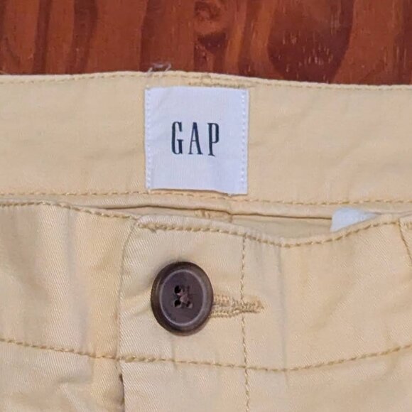 Women’s GAP Girlfriend Khaki Pants – Size 2 – Yellow - Picture 6 of 8